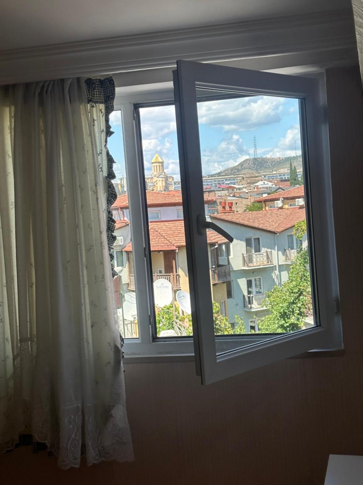 Giorgi Apartment Tiflis Exterior foto