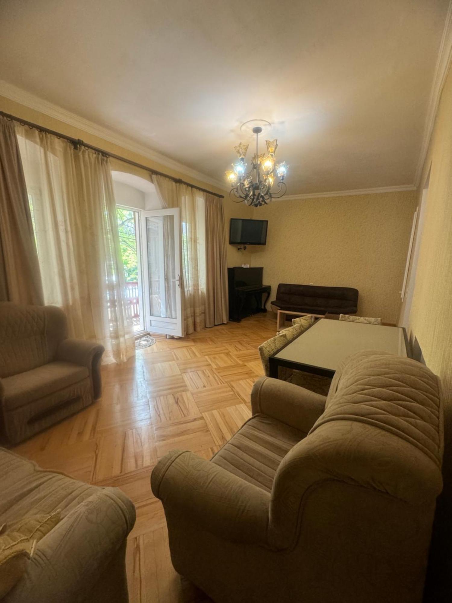 Giorgi Apartment Tiflis Exterior foto